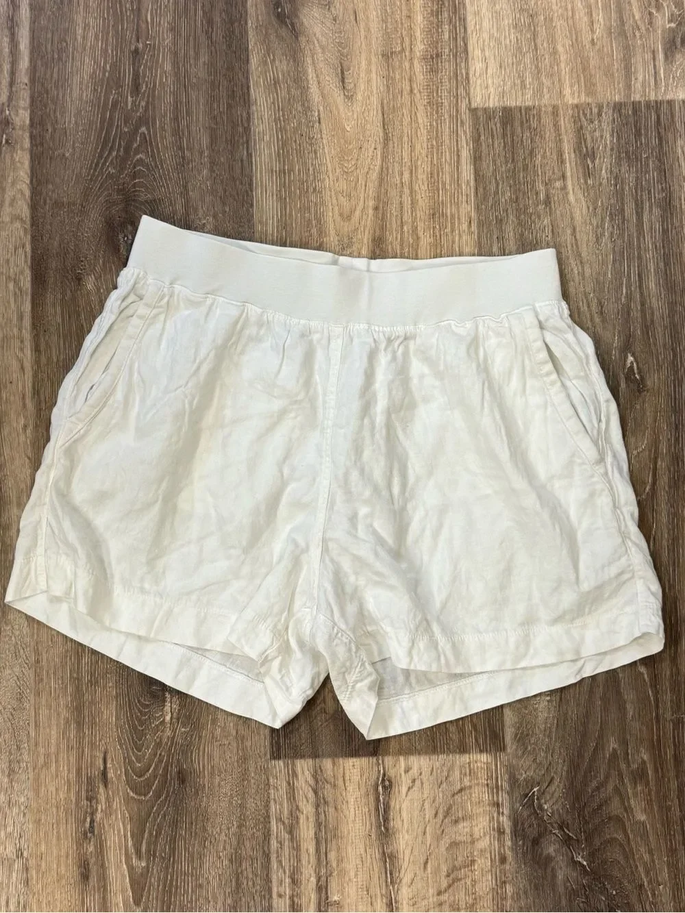 Faherty Arlie Day Shorts White Women’s Large